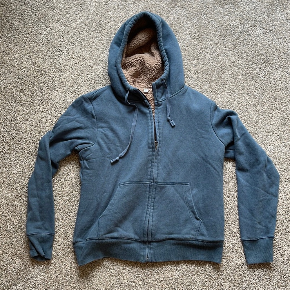 Uniqlo women’s hoodie MD
